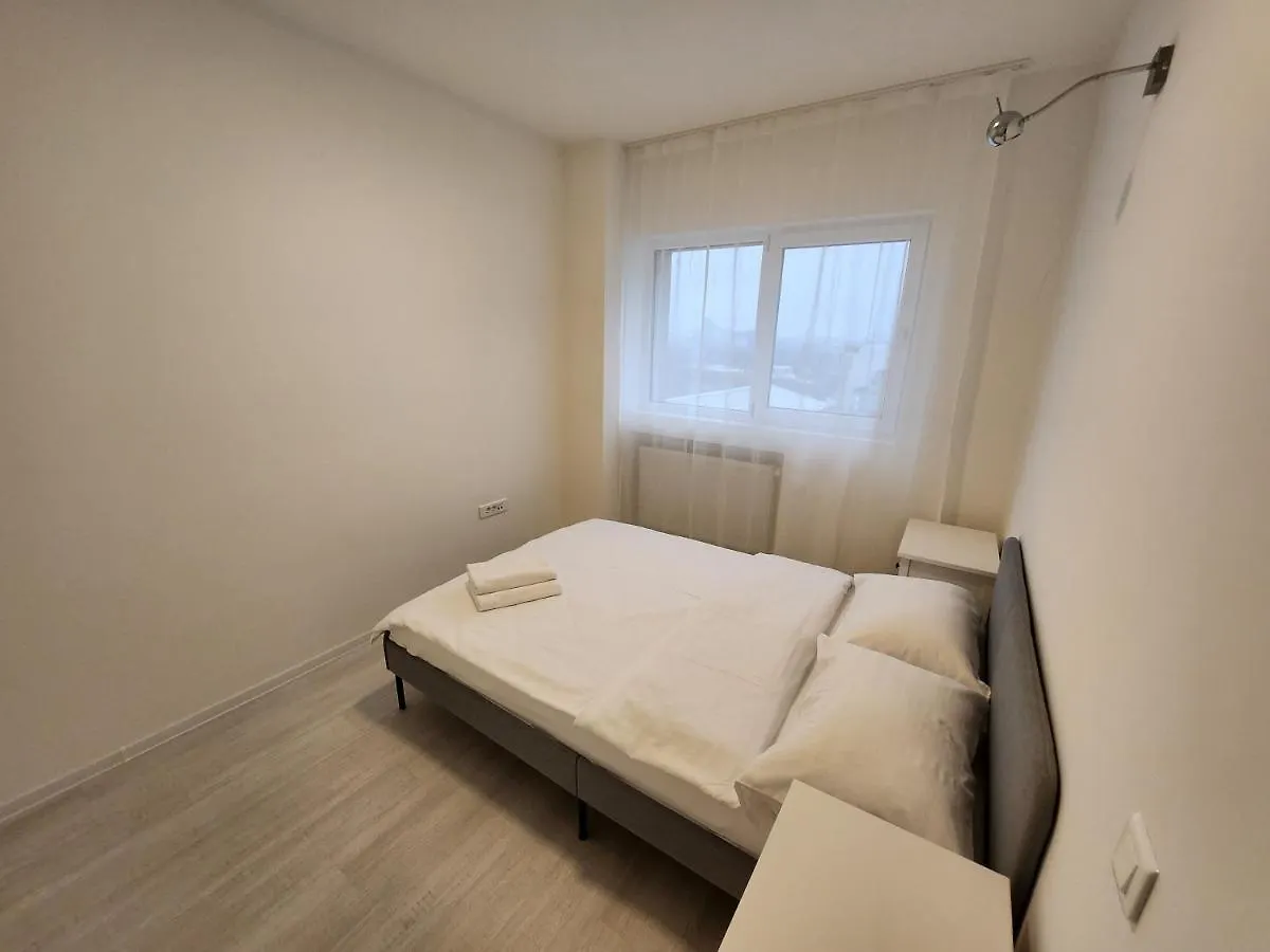 New Style White Modern Apartments ブカレスト ルーマニア