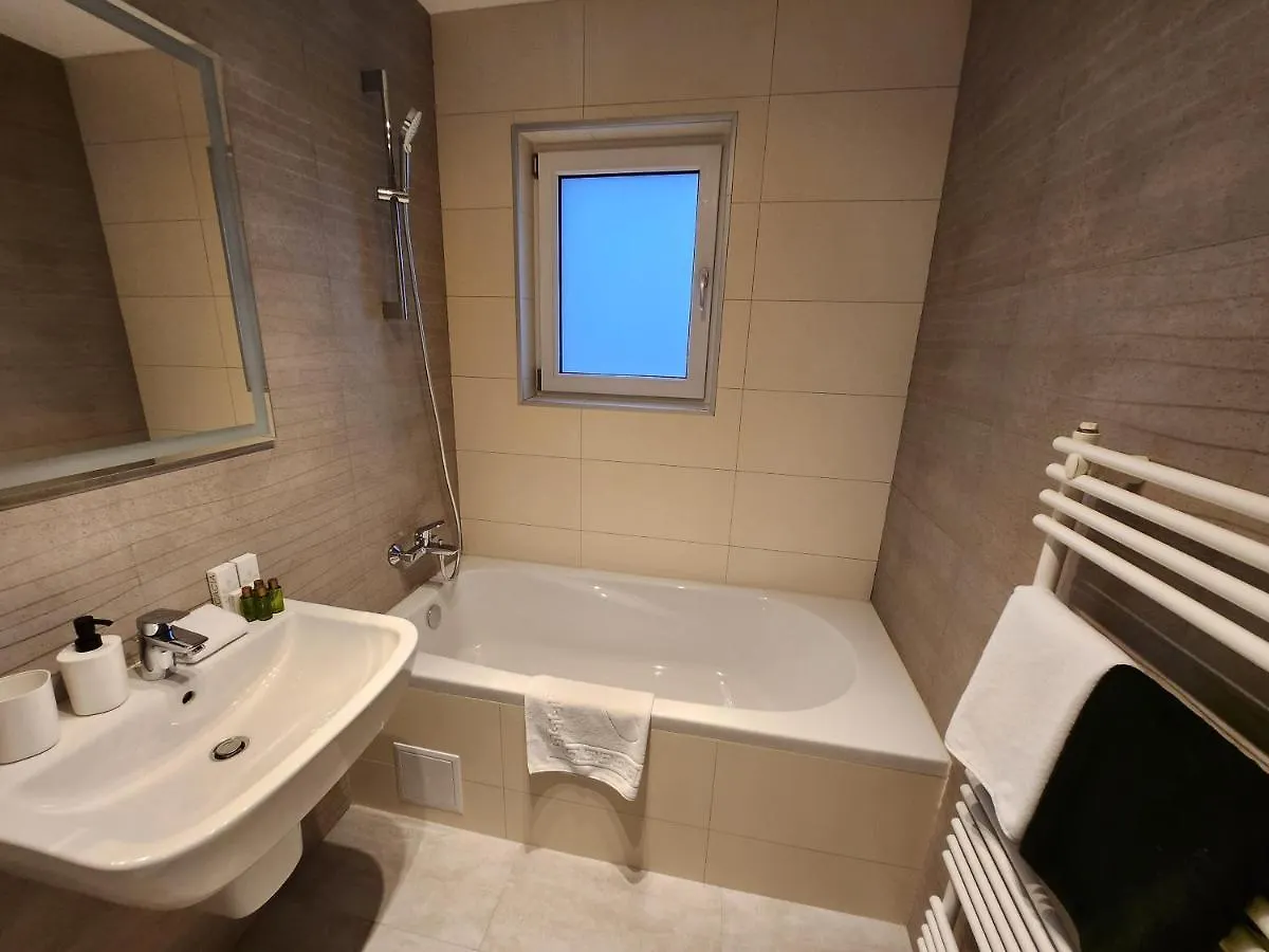 New Style White Modern Apartments ブカレスト ルーマニア