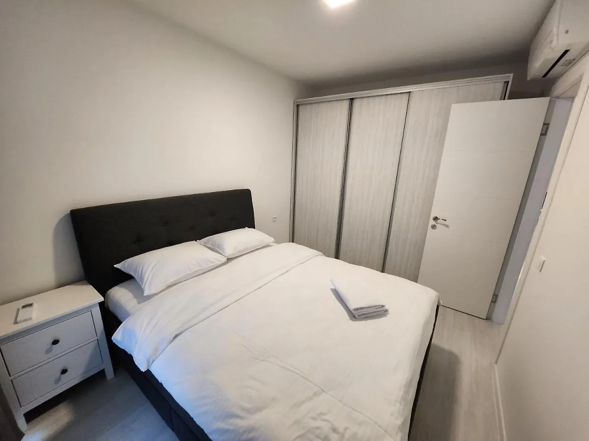 New Style White Modern Apartments Boekarest 0*,  Roemenië
